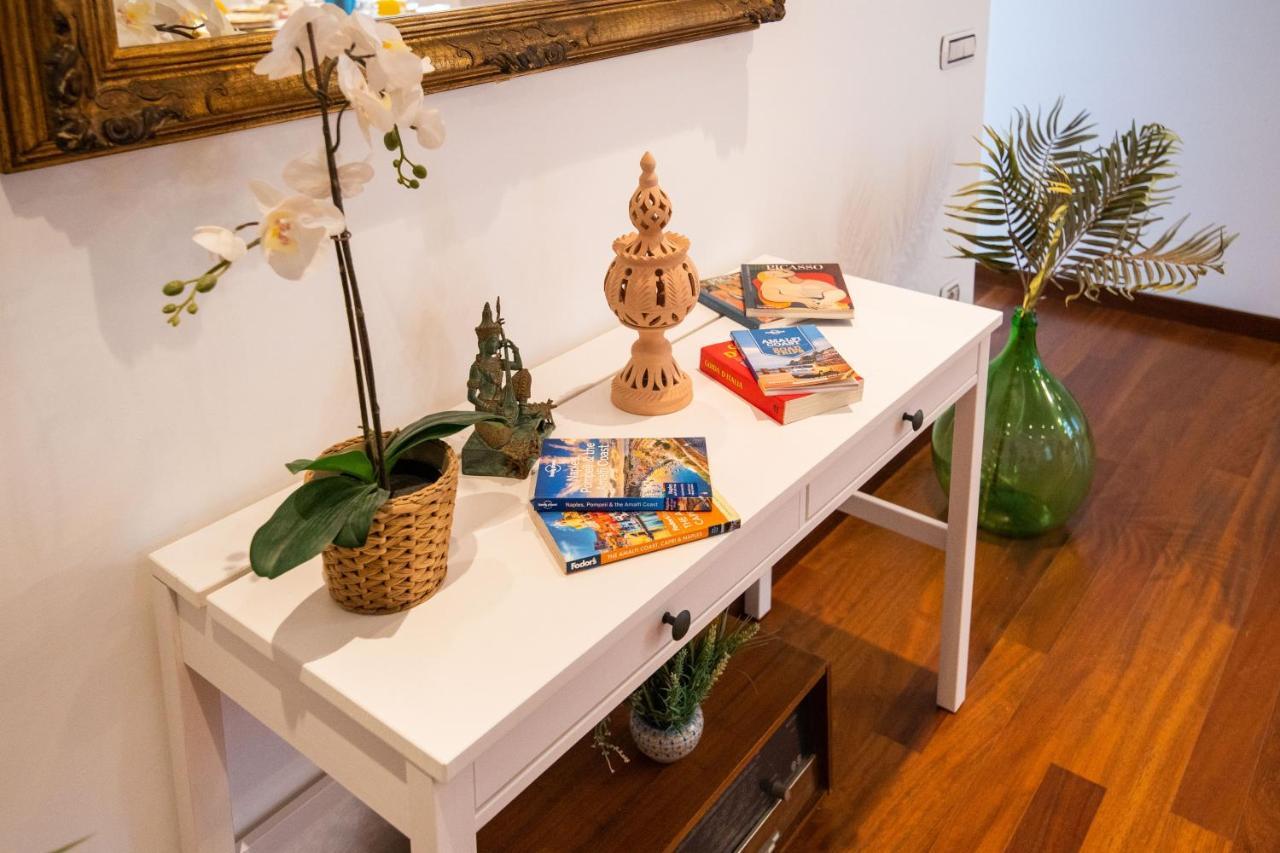 Familiaris Pompei Holiday Home Екстер'єр фото